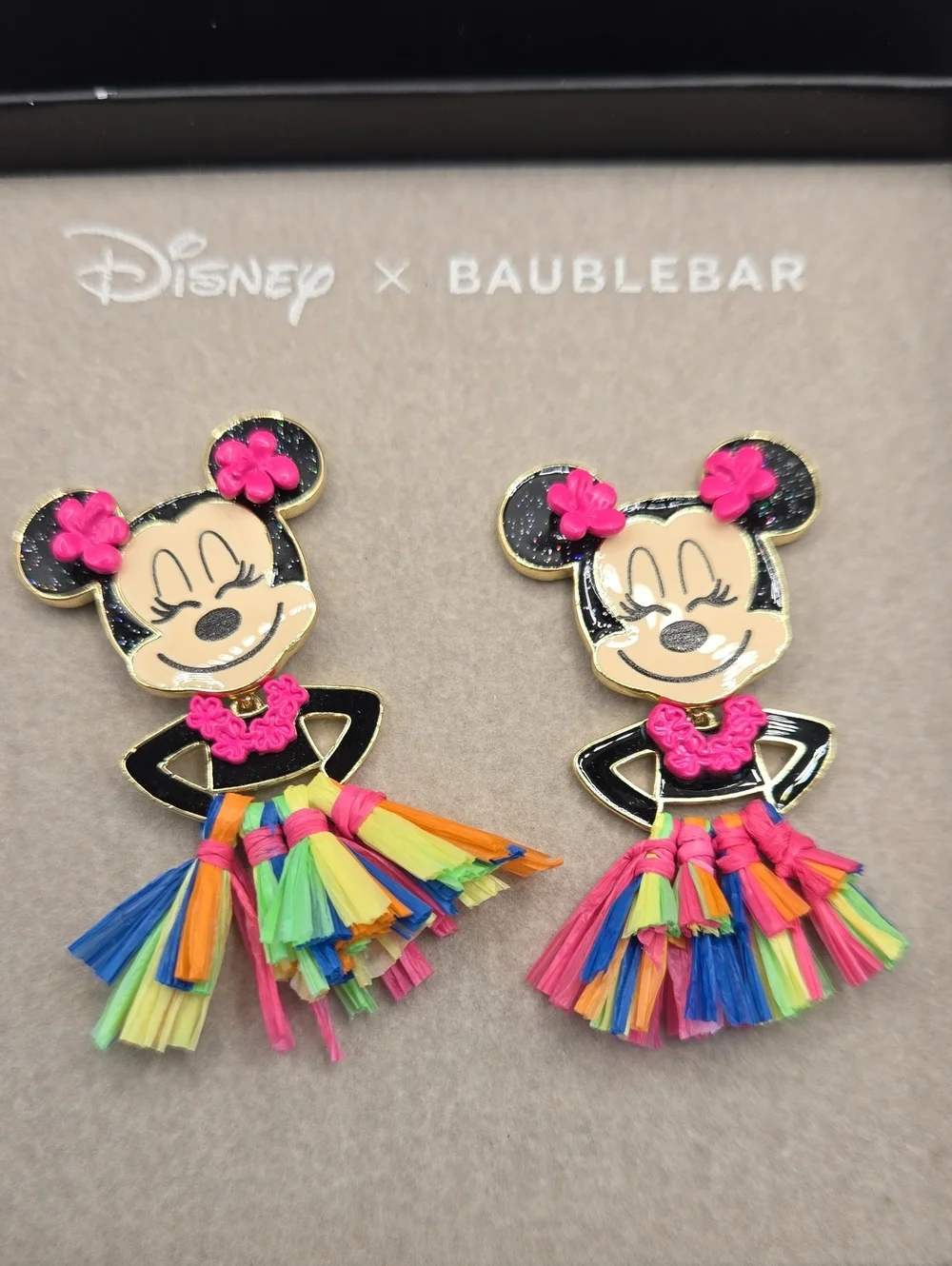 BaubleBar x Disney Minnie Tassel Earrings - Multicolor